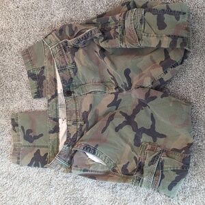 Gap brand cargo pants camo size 38